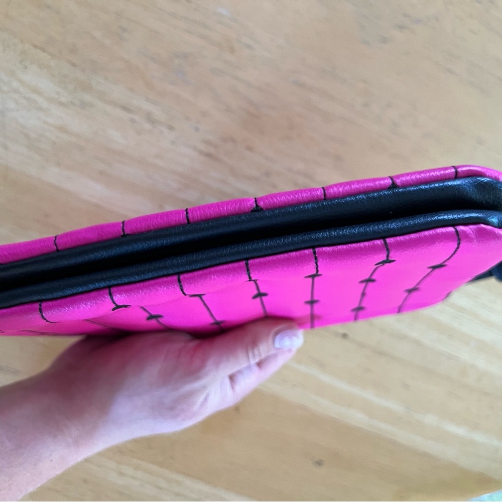 BETSEY JOHNSON Double Pouch Wristlet In Hot Pink - Picture 6 of 9